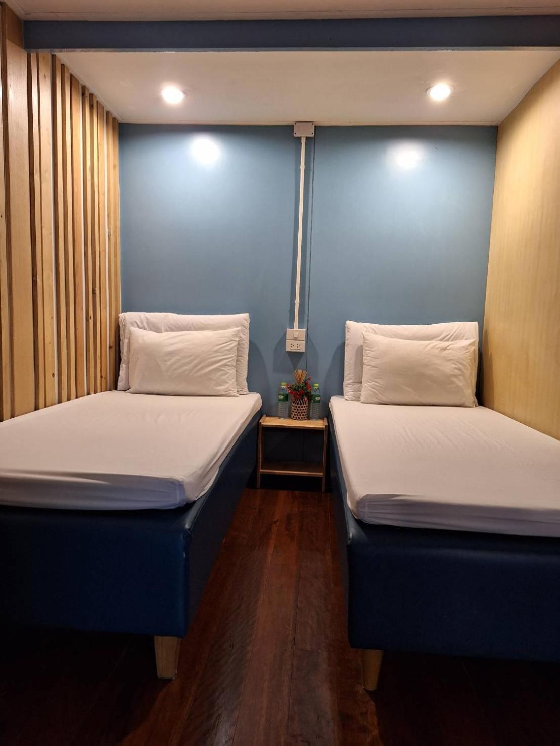 Check-In My Hostel Bangkok Zewnętrze zdjęcie