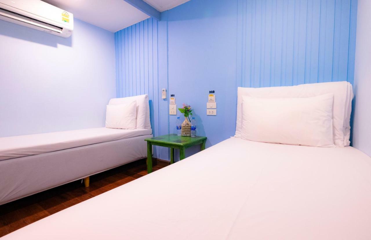 Check-In My Hostel Bangkok Zewnętrze zdjęcie